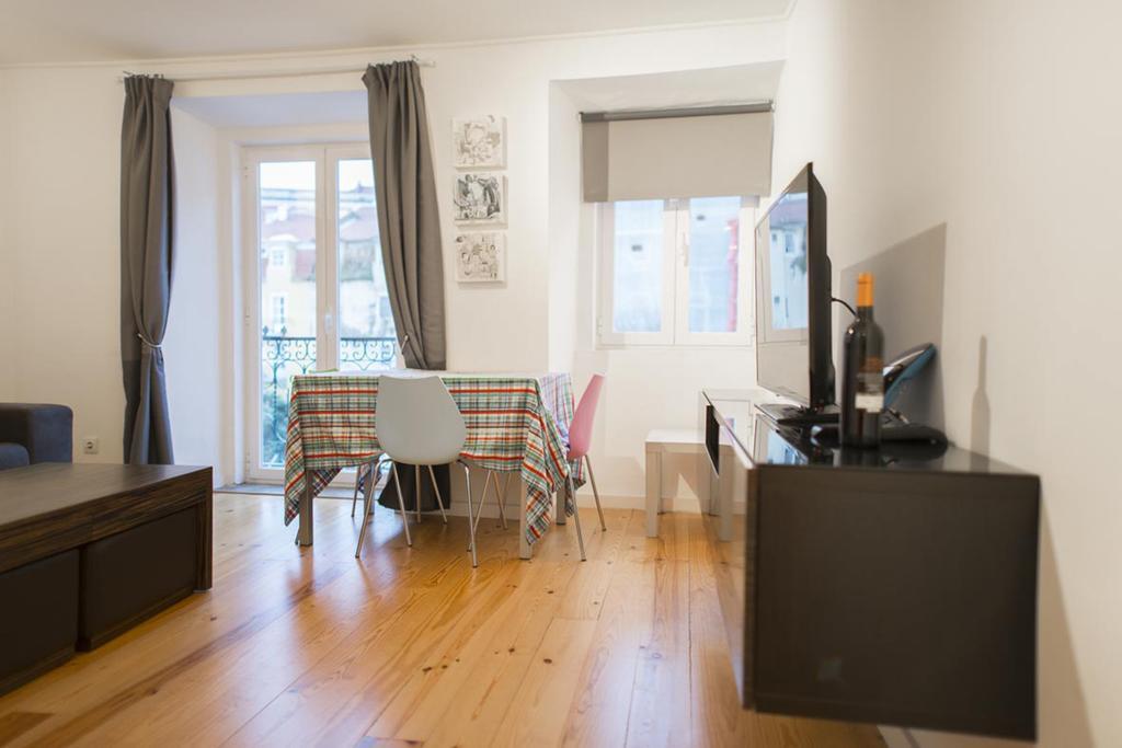 Apartamento Martires Da Patria Lisboa المظهر الخارجي الصورة